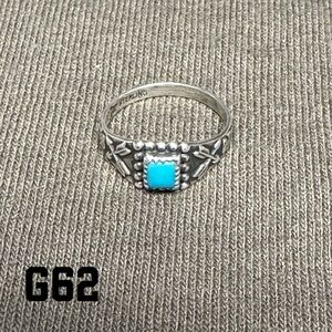Vintage Bell Trading Post Sterling Silver & Turquoise Ring Size 4 Kids Ring. G62